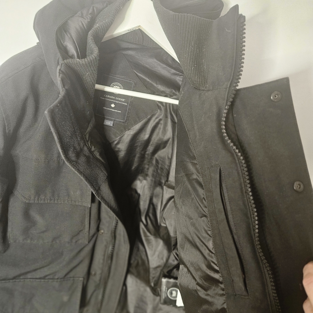 Canada Goose Men's Dark Jacket